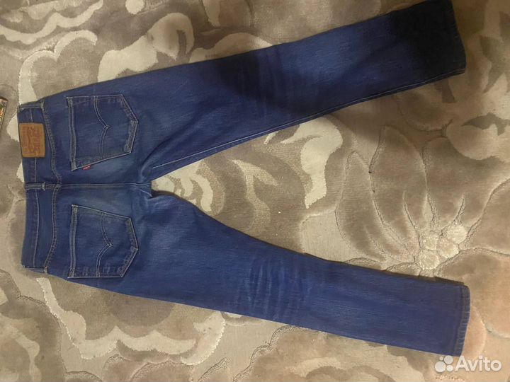 Джинсы Levis 501