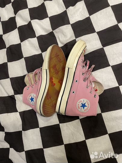 Converse Hello kitty Chuck 70