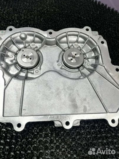 Крышка распредвала A2560103602 Mercedes-Benz S W222