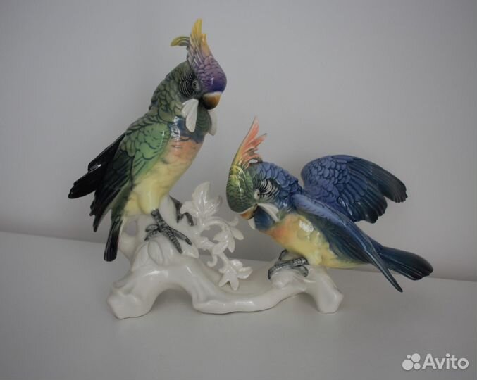 Фарфоровая статуэтка Попугаи Какаду Карл Енс