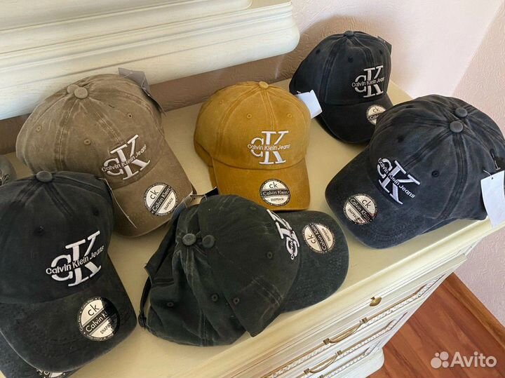 Бейсболка Calvin Klein