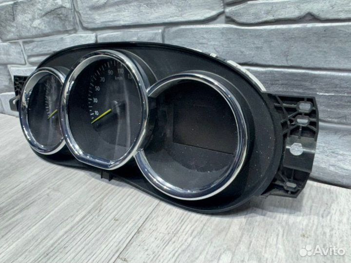 Панель приборов Renault Logan 2