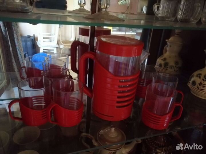 Набор кувшин и стаканы