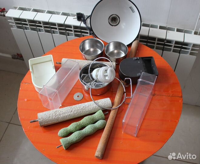 Клетка для крупного попугая