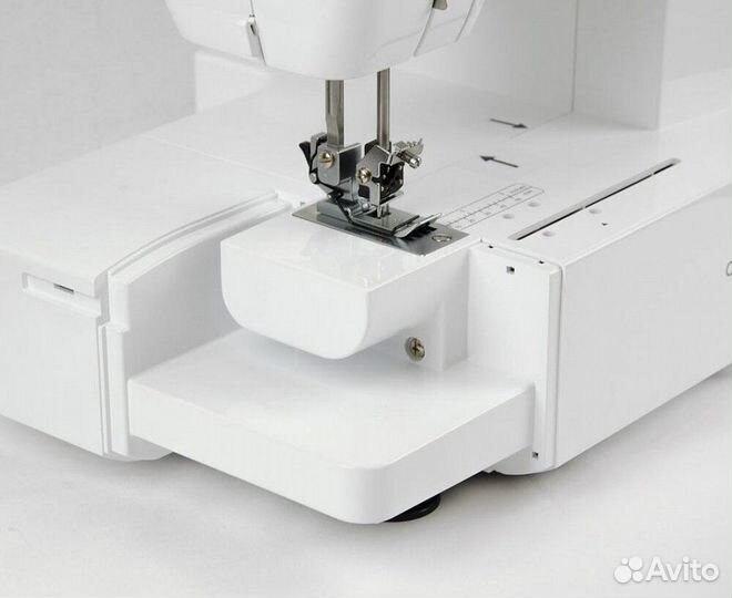 Распошивальная машина Brother CV3440