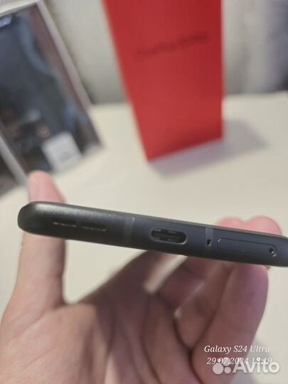 OnePlus 10 pro, 8/256 ГБ