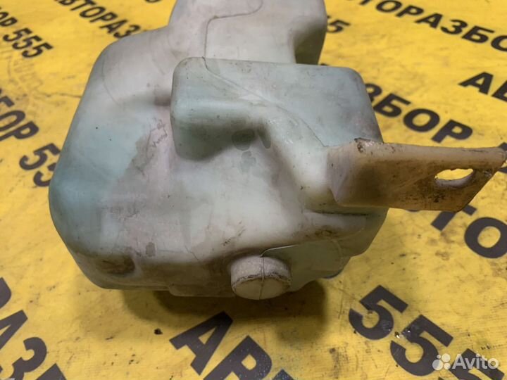 Бачок омывателя Skoda Octavia A4