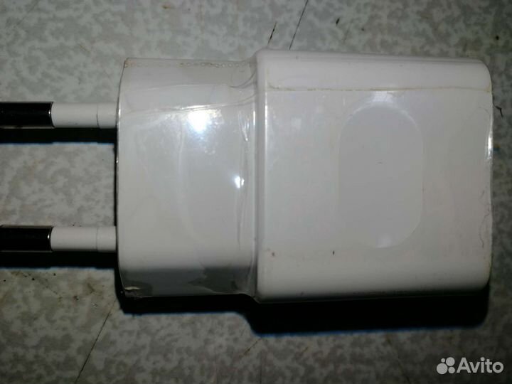 Зарядное устройство для huawei и honor.(оригинал)