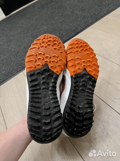 Кроссовки Nike футбольные