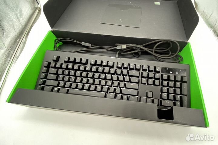 Игровая клавиатура Razer Blackwidow Chroma V2