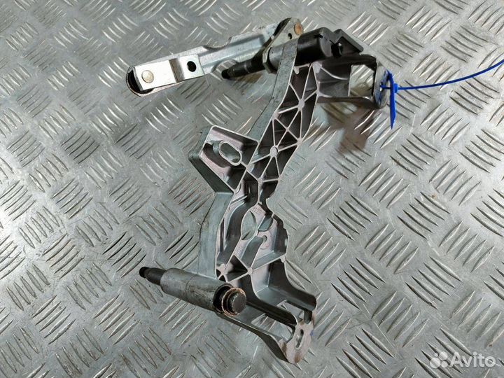 Трапеция стеклоочистителя Mercedes-Benz S-Класс