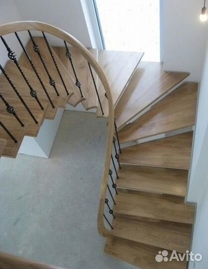 Лестница на металлокаркасе / изготовление лестниц