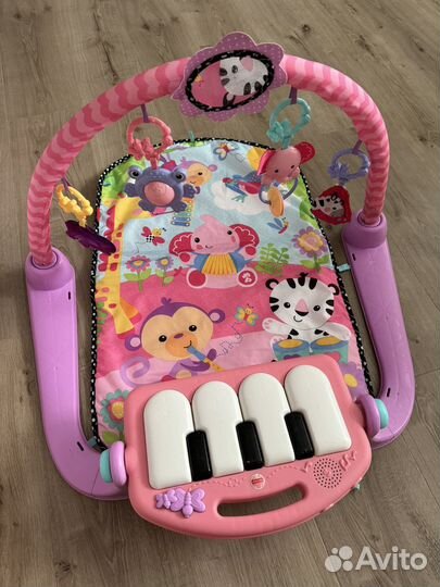 Игровой коврик с пианино fisher price розовый
