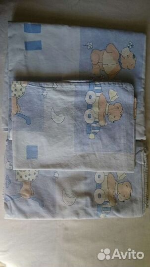 Детское постельное белье (нежно-голубого цвета)