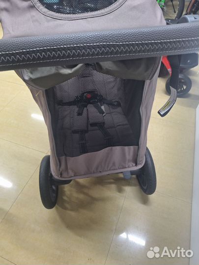 Новая прогулочная коляска luxmom 790