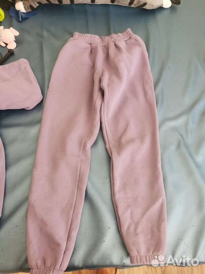 Спортивный костюм женский