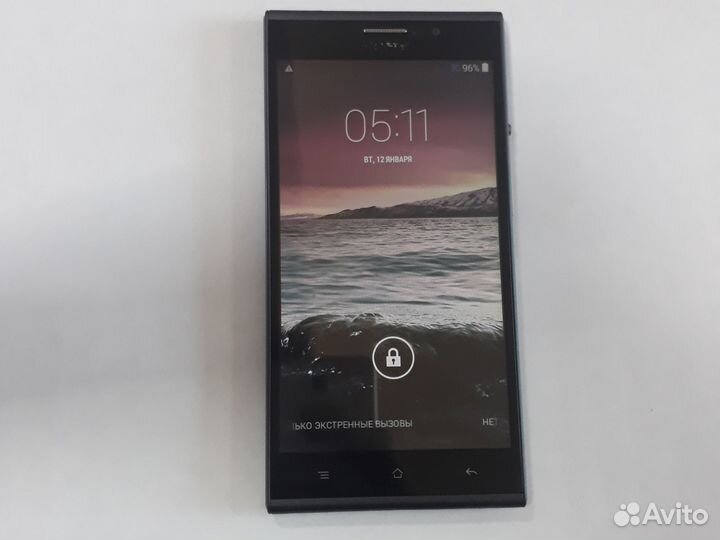 Sony Xperia V, 8 ГБ