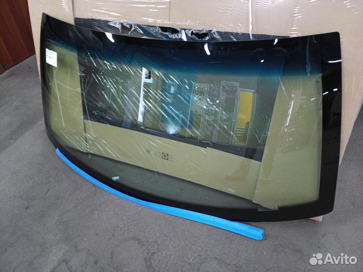 Стекло лобовое Dodge Ram Pickup 1994-1999