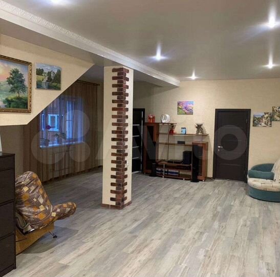 Дом 320 м² на участке 20 сот.