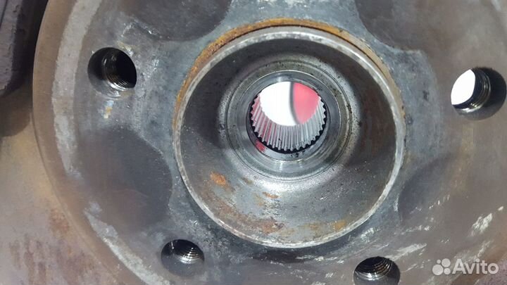 Ступицы передние в сборе на Mercedes W211 4matic