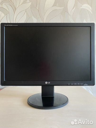 Монитор LG
