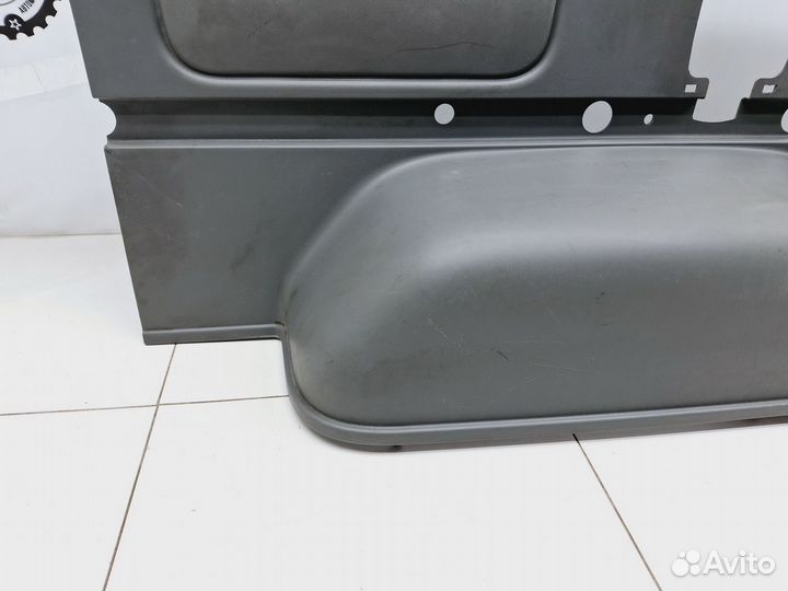 Обшивка салона Toyota Hiace (H200) 2004-2019