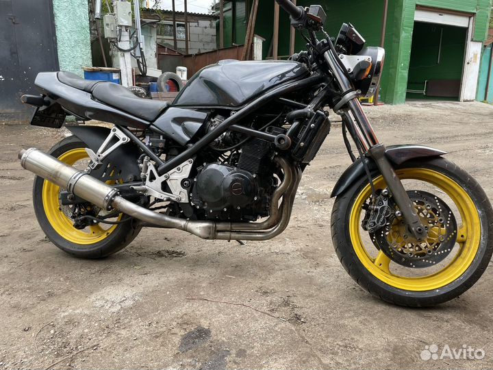 Suzuki bandit 400