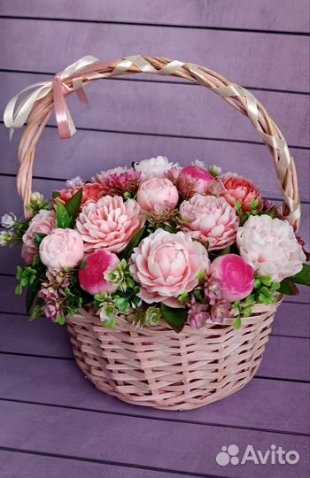 Корзина пионов из мыла новая