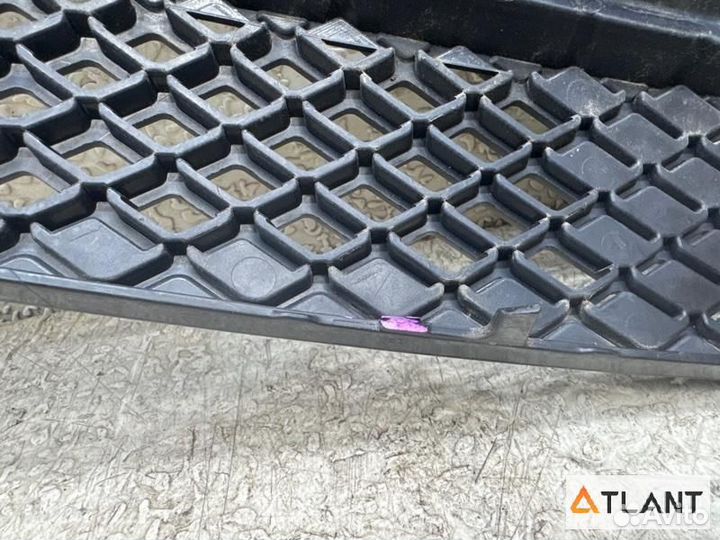 Решетка радиатора toyota ractis