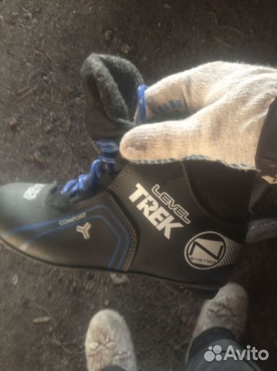 Ботинки лыжные