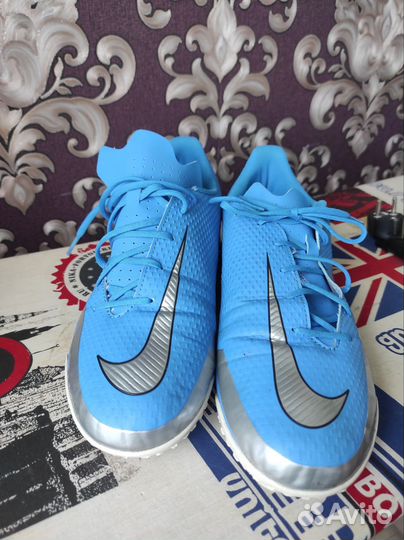 Бутсы футбольные сороконожки 44.5