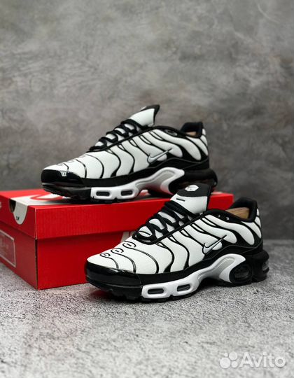 Кроссовки Nike air max tn plus