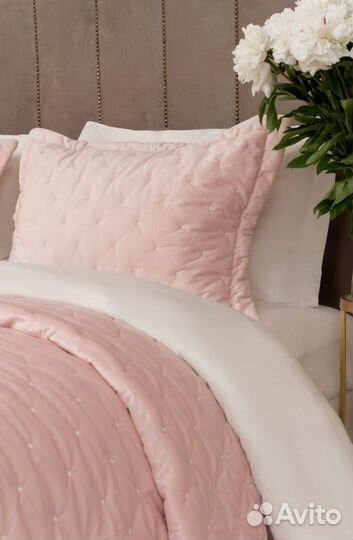 Новое покрывало и наволочки Arya