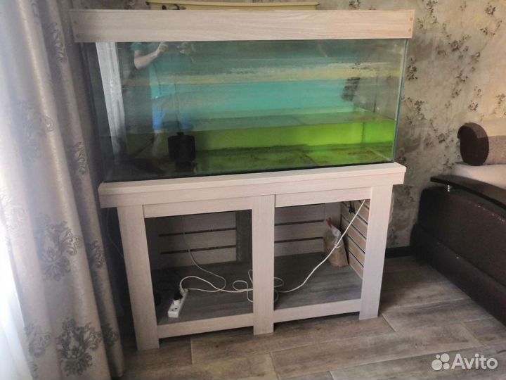 Аквариум для рыб с подставкой 300л