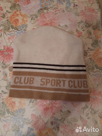 Шапка спортивная и шарф