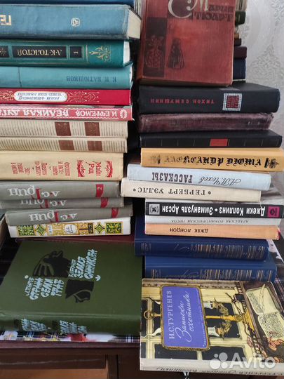 Книги (художественная литература)