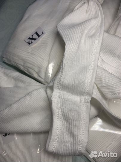 Мужские белые майки