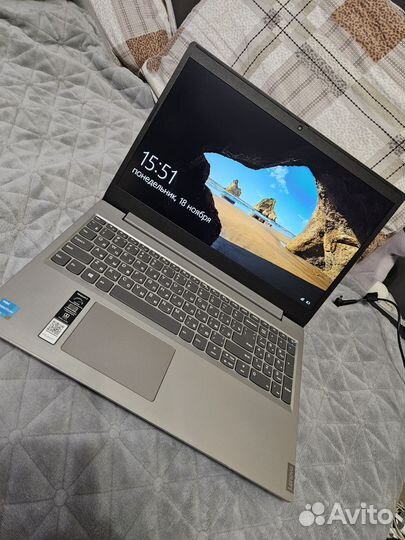 Продам ноутбук Lenovo IdeaPad L3 15ITL6