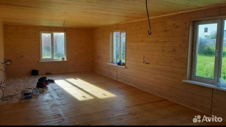 Бригада строителей