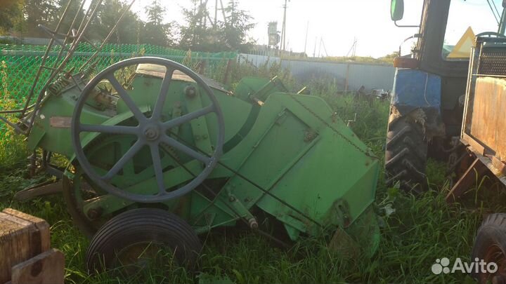 Пресс-подборщик Fortschritt K420, 1982