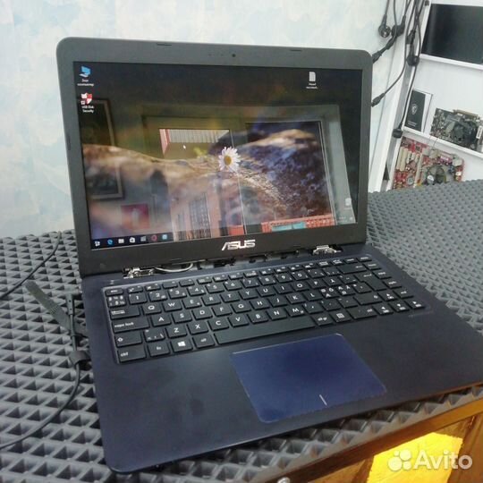 Asus R417S