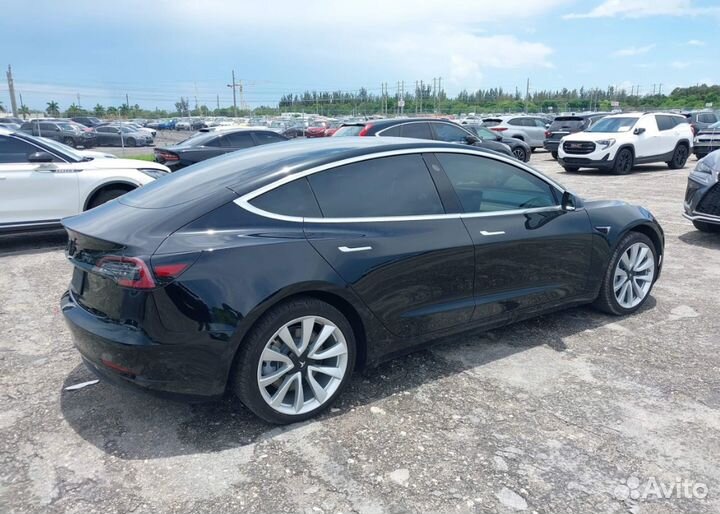 Tesla Model 3 на запчасти