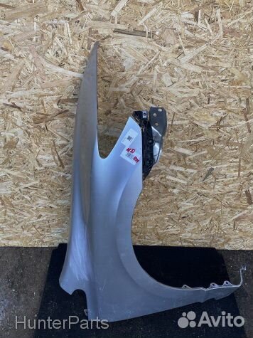 Крыло переднее правое Honda Civic 4d