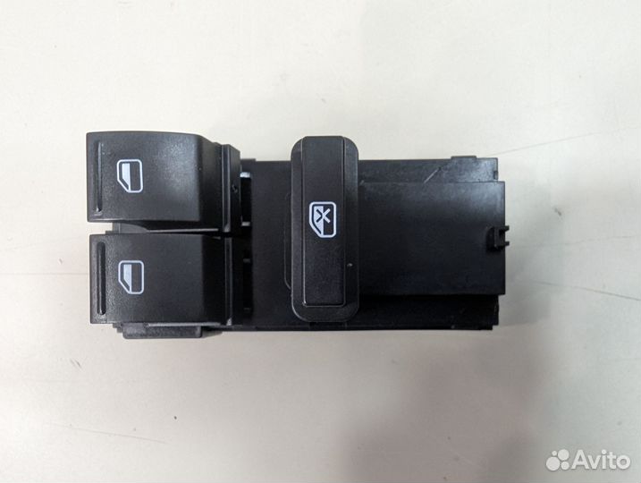 Блок управления стеклоподъемниками водительский