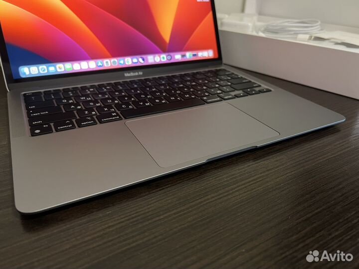 Macbook air 13 2020 m1 8gb 256