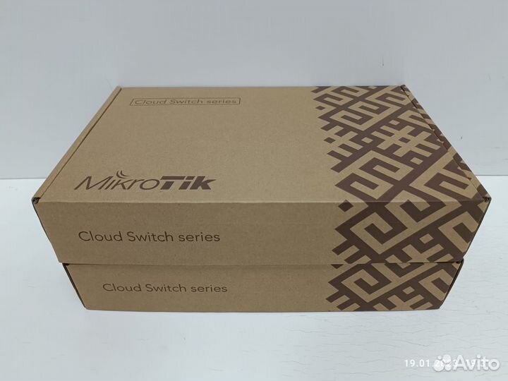 MikroTik CSS610-8G-2S+IN