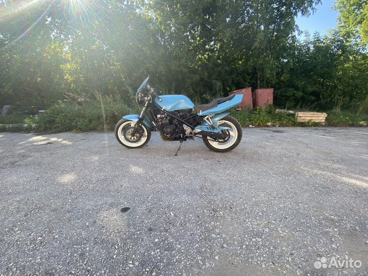 Suzuki bandit 400