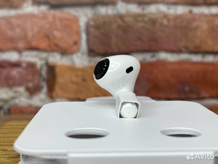 Правый наушник Airpods Pro Б/У (Оригинал)