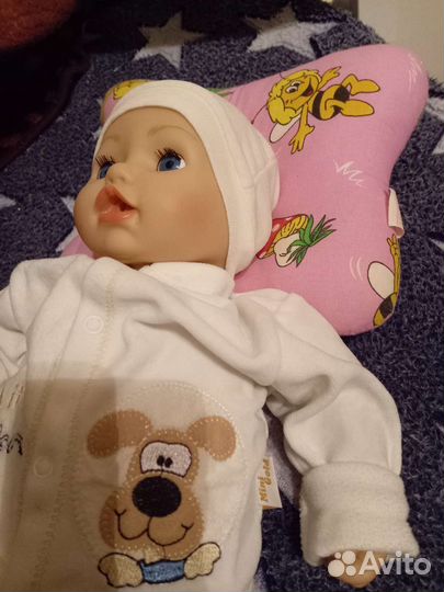 Подушка ортопедическая новая и костюм на малыша