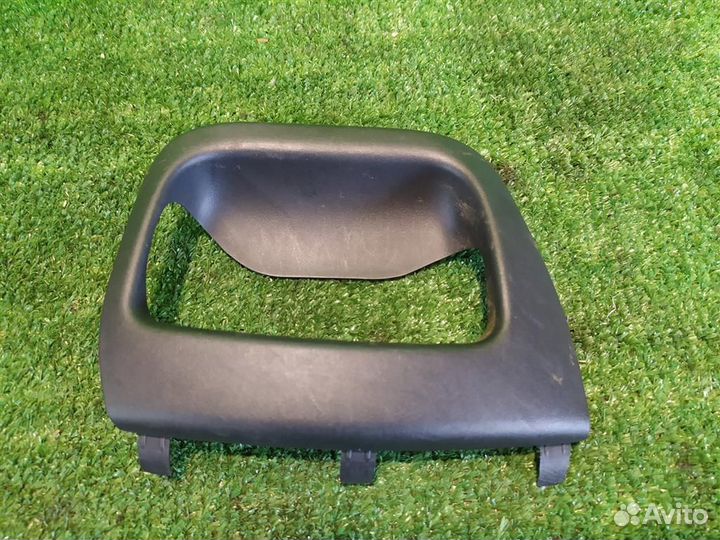 Накладка двери Citroen Berlingo B9 2011